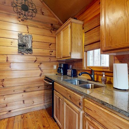 Pine Tree Lodge Sautee Nacoochee Exterior photo